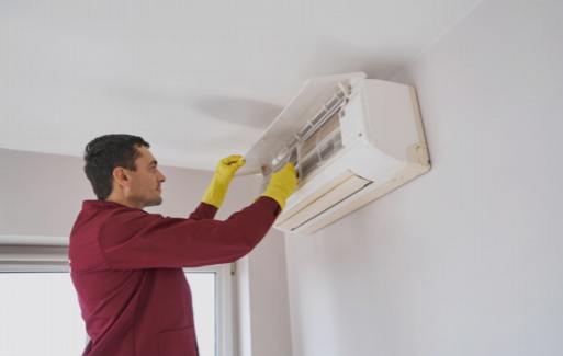 Creare una casa fresca e confortevole: installazione di ventilatori a soffitto per la circolazione dell'aria