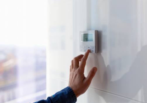 I benefici dell'installazione di ventilatori a soffitto per la circolazione dell'aria nella tua casa