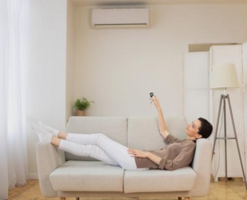 Massimizzare la Circolazione dell'Aria: L'Importanza dell'Installazione dei Ventilatori a Soffitto