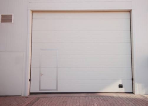 Integrazione della smart home: come l'automazione del garage si inserisce nel tuo stile di vita