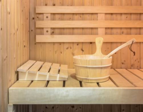 Accessori essenziali per sauna per un'esperienza di lusso a casa spa