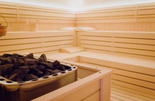 Crea la tua oasi all'aperto: costruire una sauna all'aperto